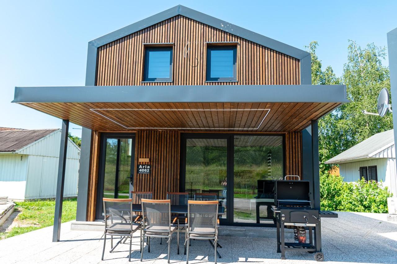 Aria Deluxe Mobile Homes With Terme Catez Tickets Catez ob Savi Dış mekan fotoğraf