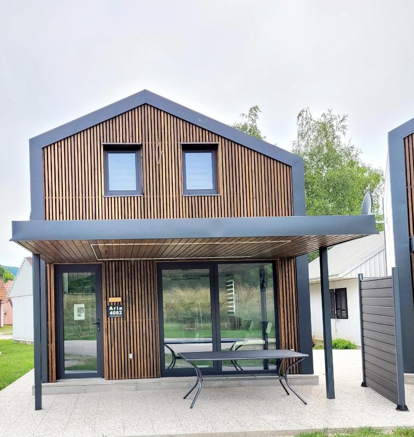 Aria Deluxe Mobile Homes With Terme Catez Tickets Catez ob Savi Dış mekan fotoğraf